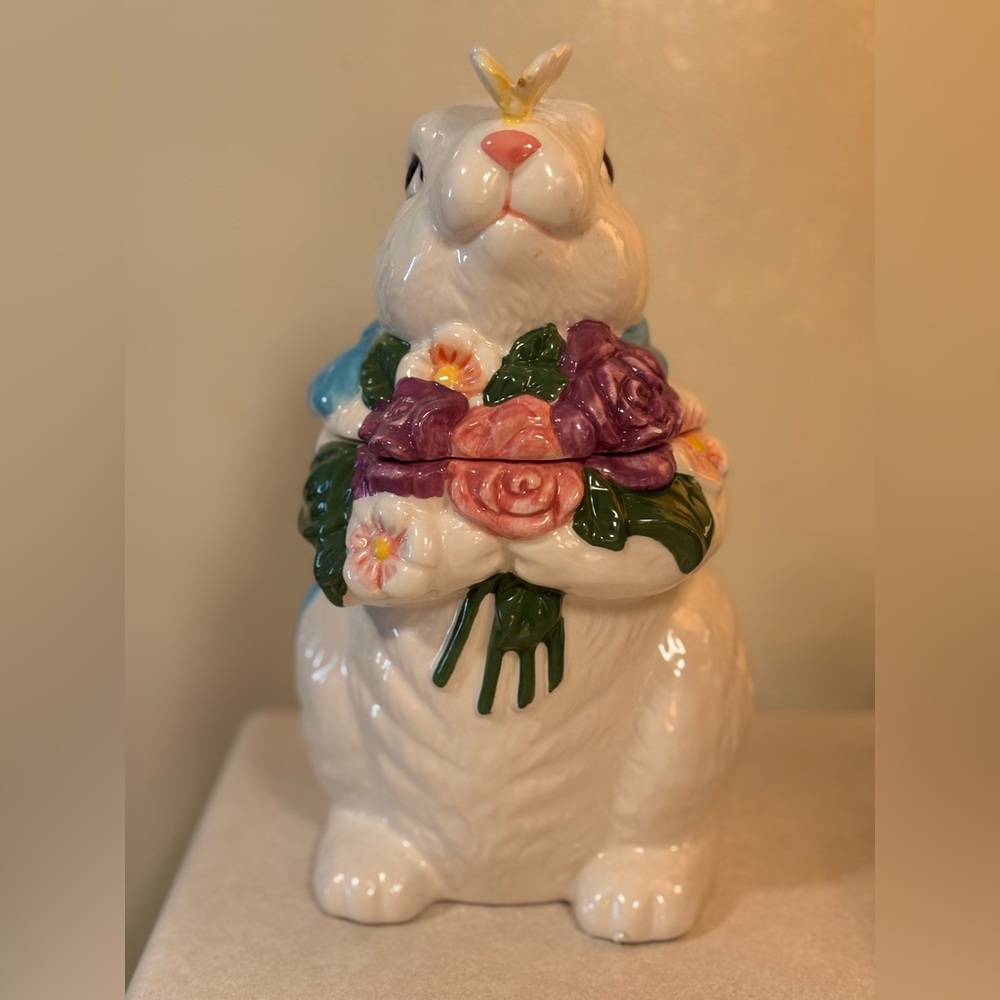 Adorable Bunny Cookie Jar with Floral Details